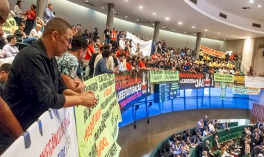 Servidores terão 6% a partir de julho e comissionados receberão 25% já